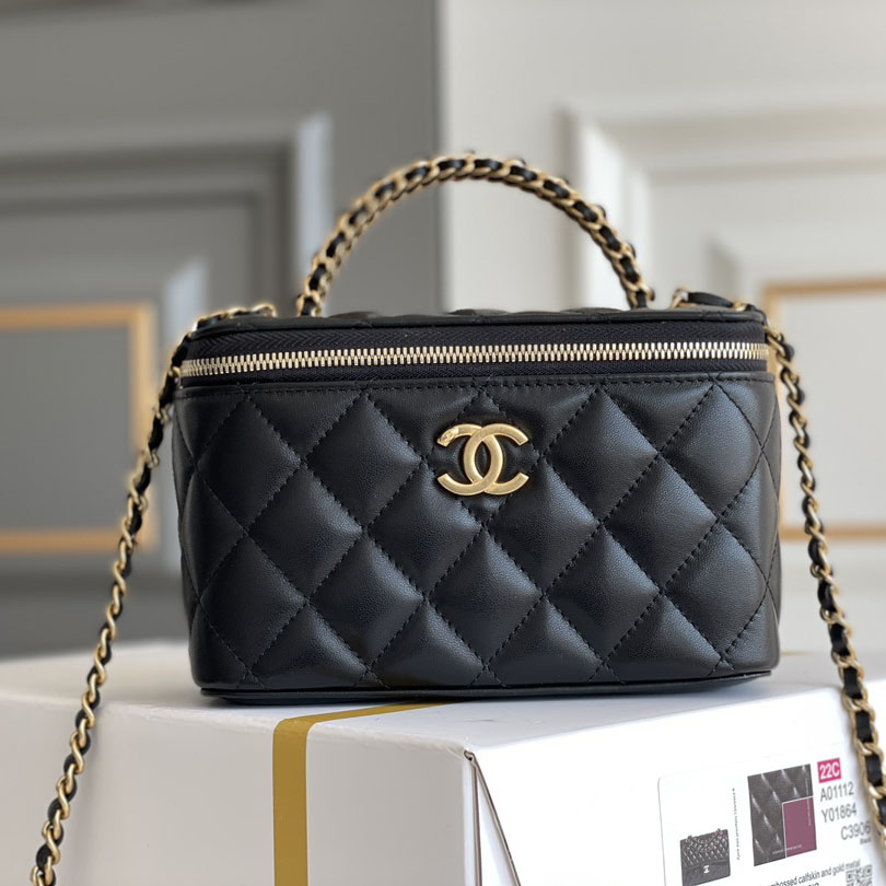 Chanel Cosmetic Bags - Click Image to Close